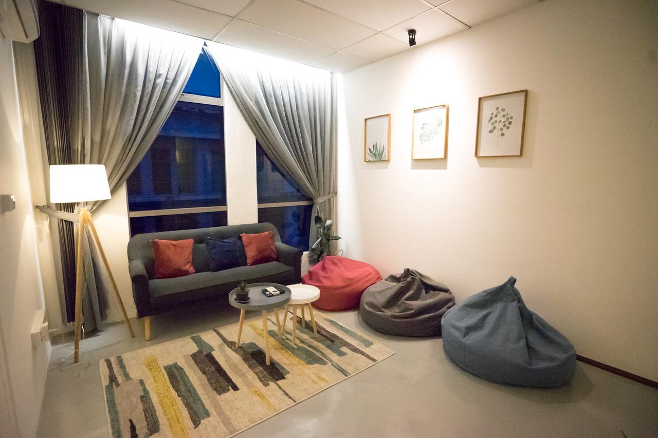 Cozy Hostel Kampong Sembulan Extérieur photo